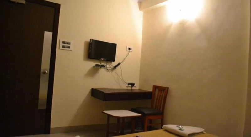 Pooja Heritage Navi Mumbai Luaran gambar